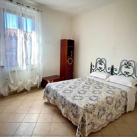 Apartment La Casa Dello Zio Frank La Spezia